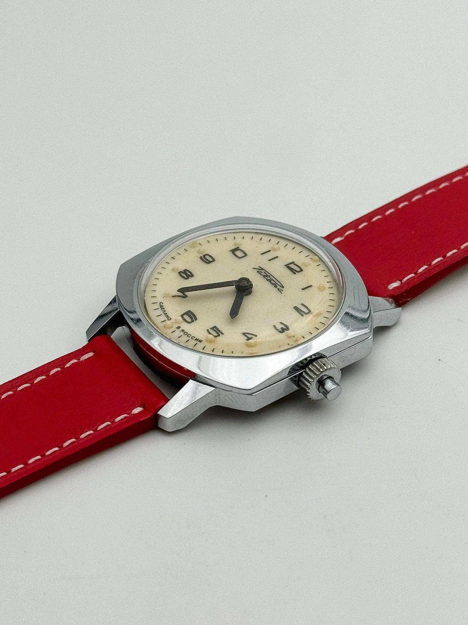 Raketa - Blind Cream Dial - 1980s - Atelier Victor