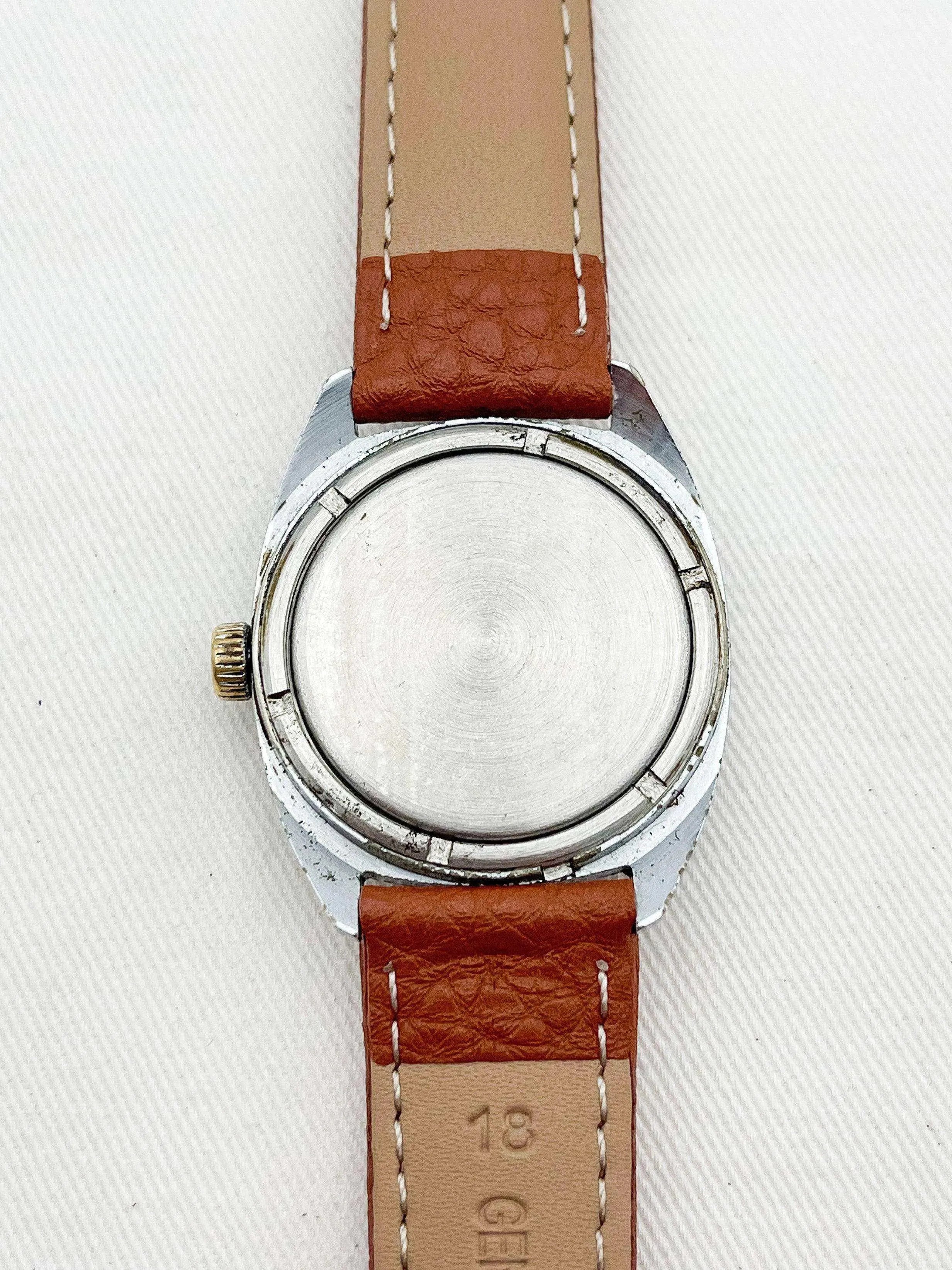 Raketa - Champagne Patiné - 1960s - Atelier Victor