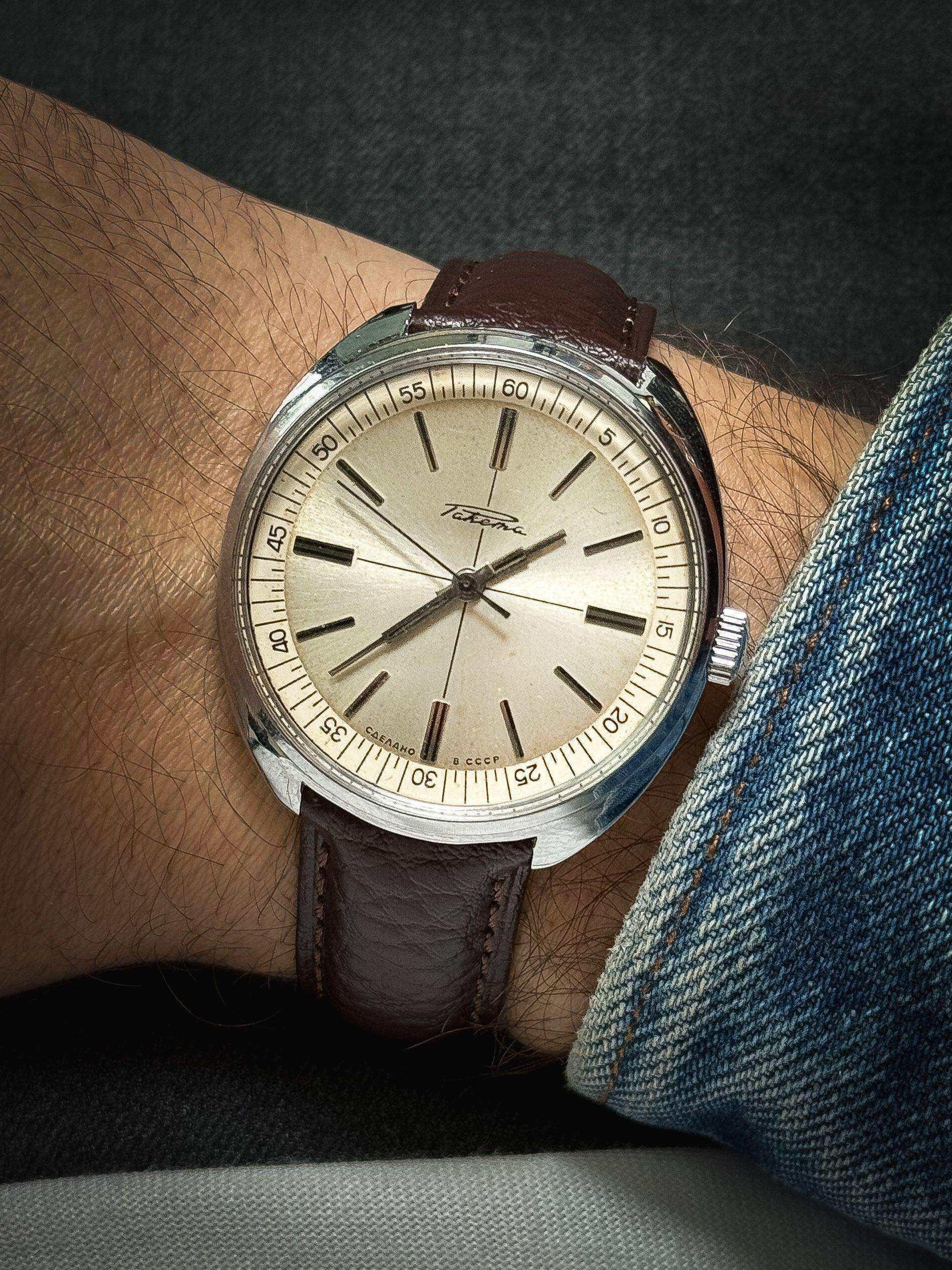 Raketa - Crosshair Dial - 1970's - Atelier Victor