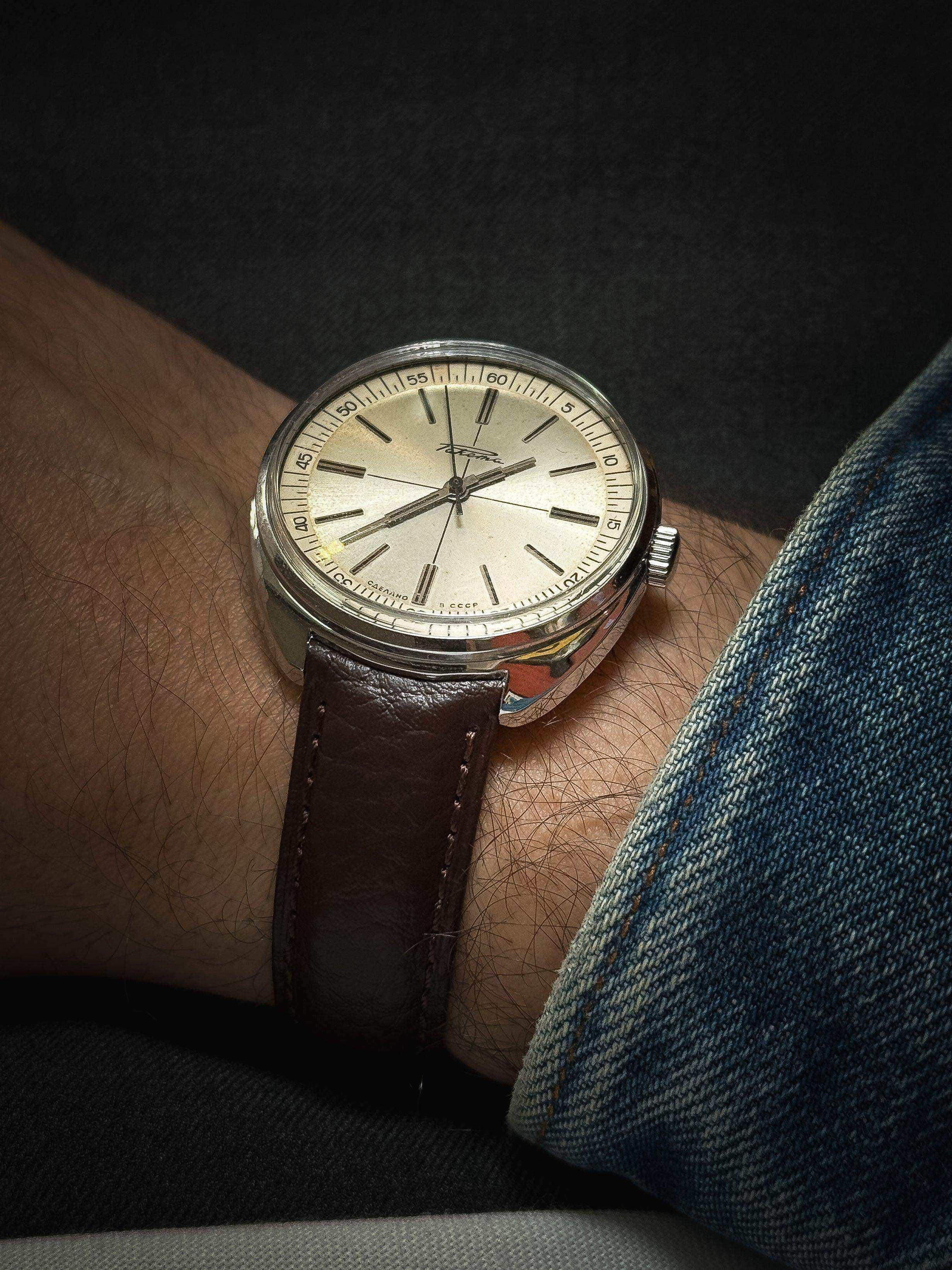 Raketa - Crosshair Dial - 1970's - Atelier Victor