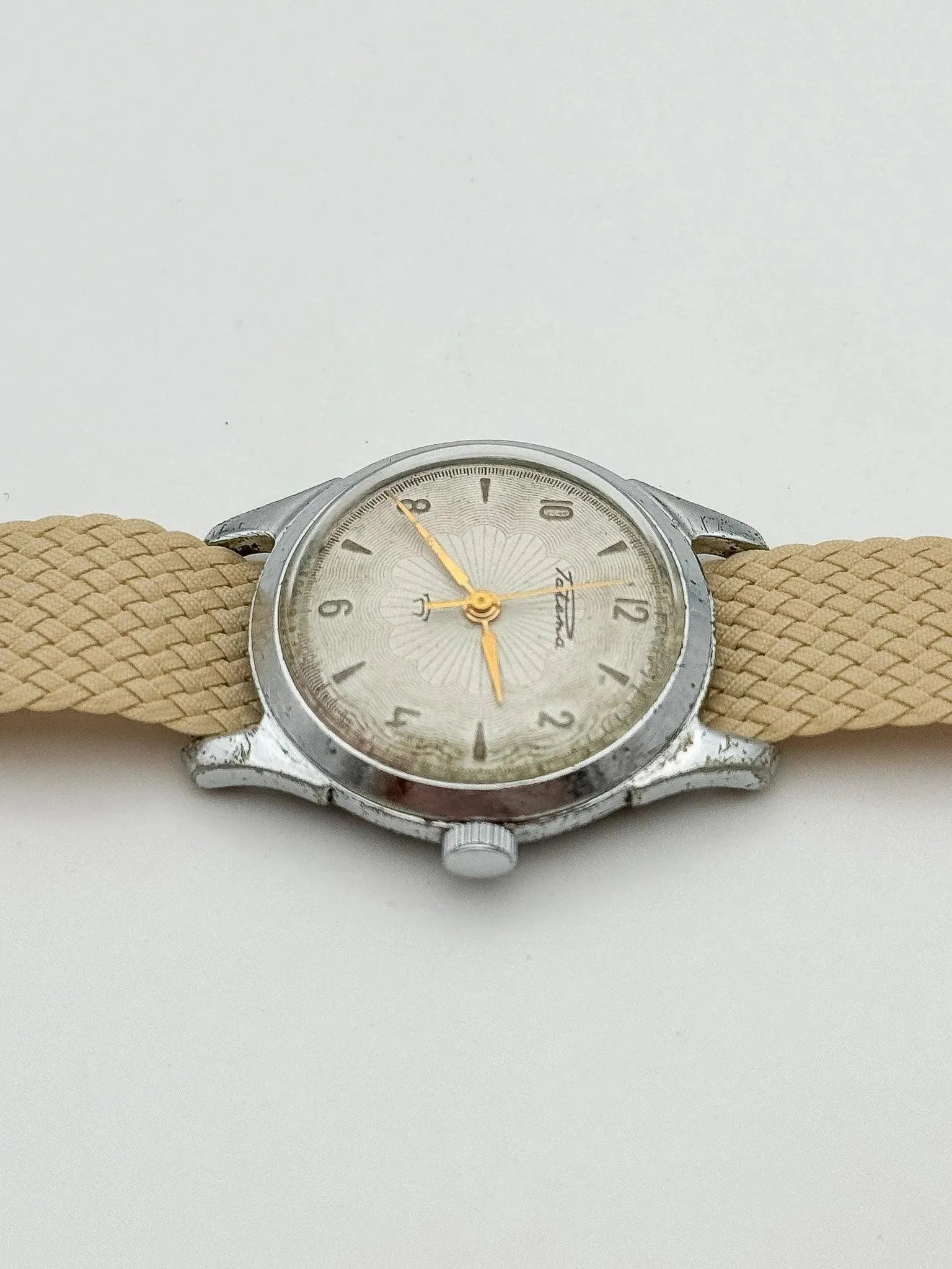 Raketa - Draw Gold - 1960s - Atelier Victor