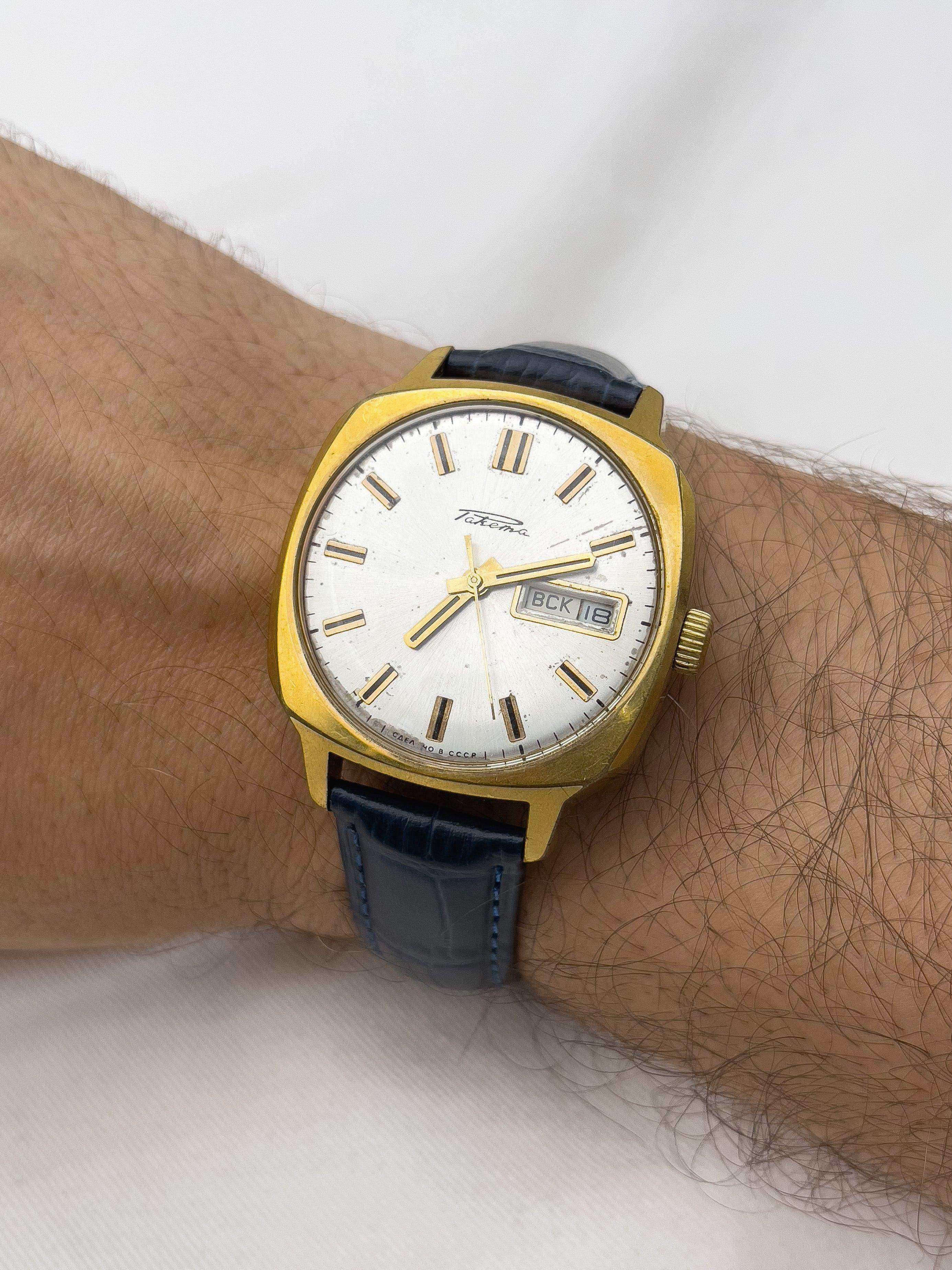 Raketa - Square Gold Daydate - 1970’s - Atelier Victor