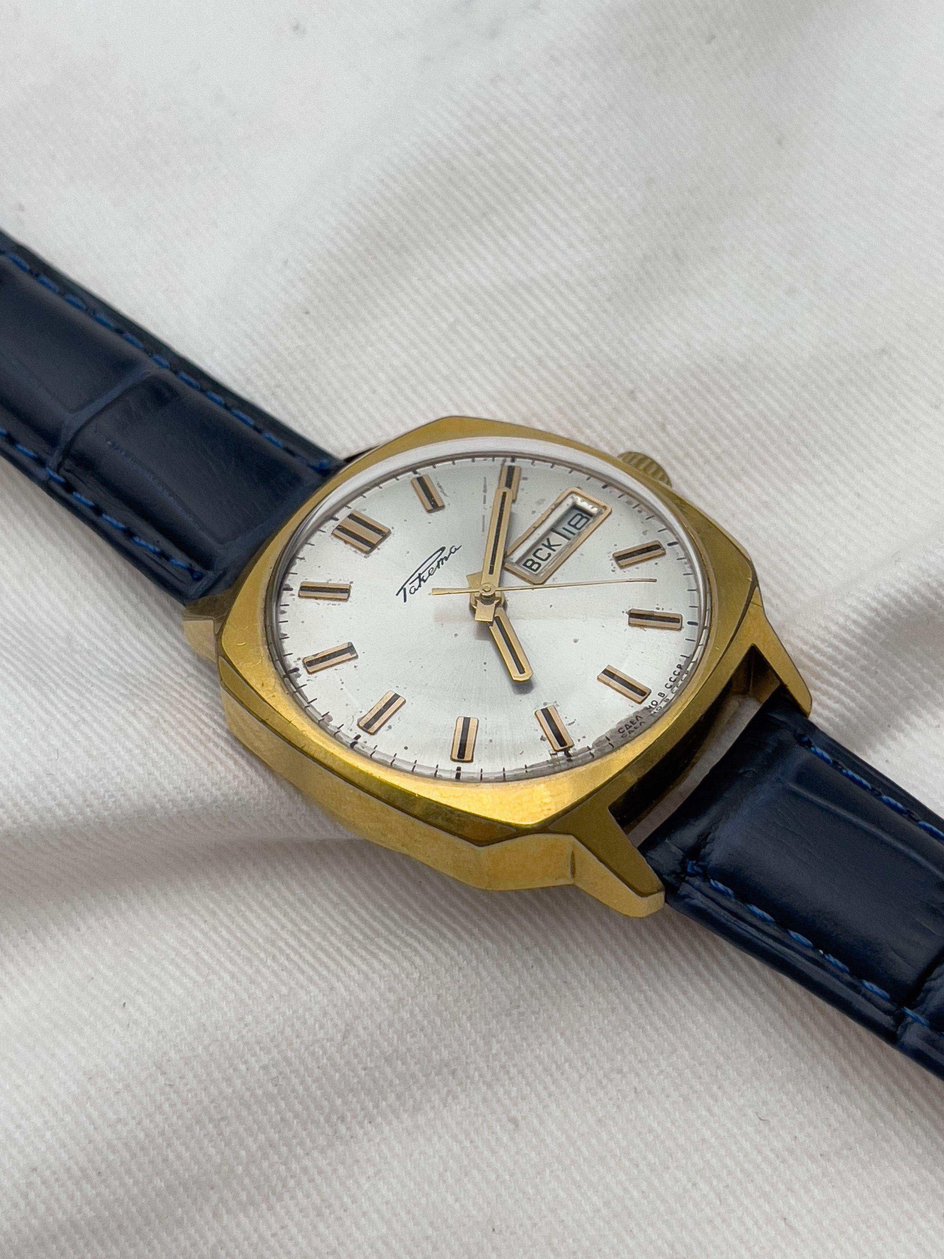 Raketa - Square Gold Daydate - 1970’s - Atelier Victor