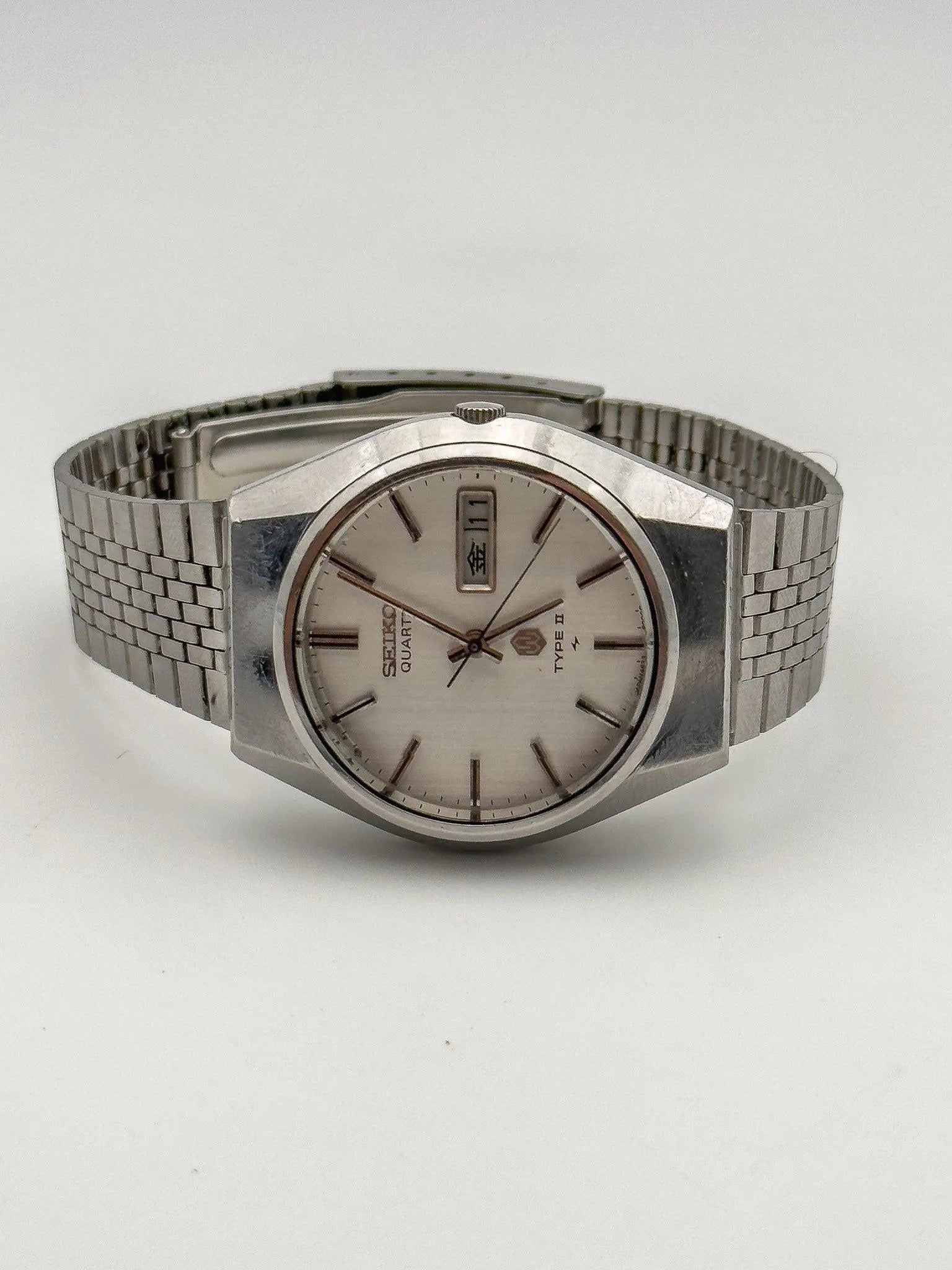 Seiko - Silver Facetted Kanji Daydate - 1976 - Atelier Victor