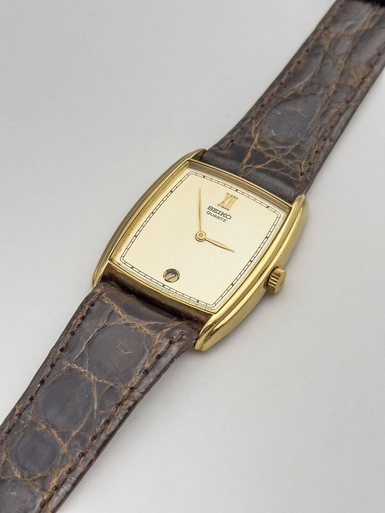 Seiko - Tonneau Gold - NOS - 1981 - Atelier Victor