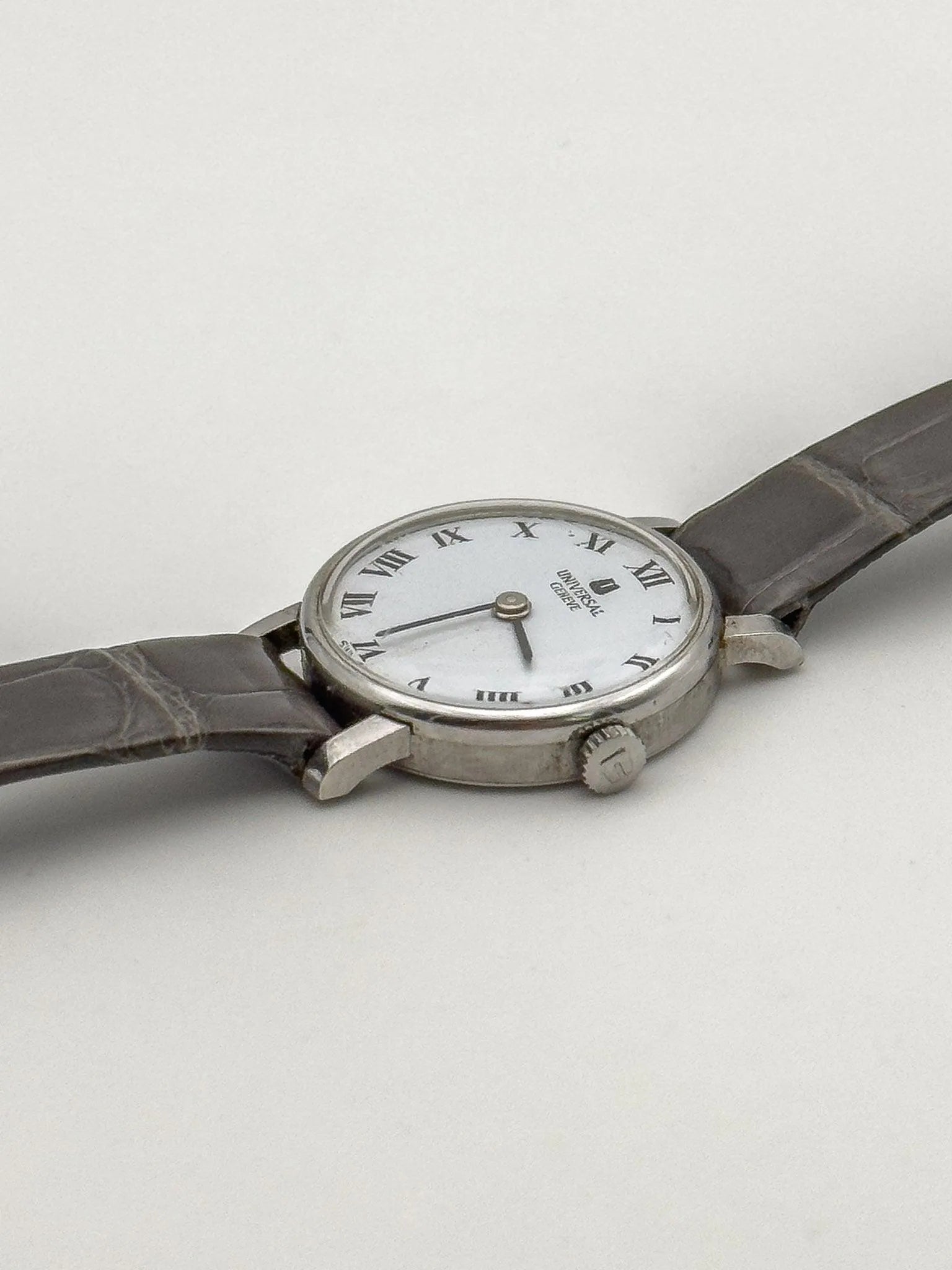 Universal Genève - White Dress Watch - 1970s - Atelier Victor