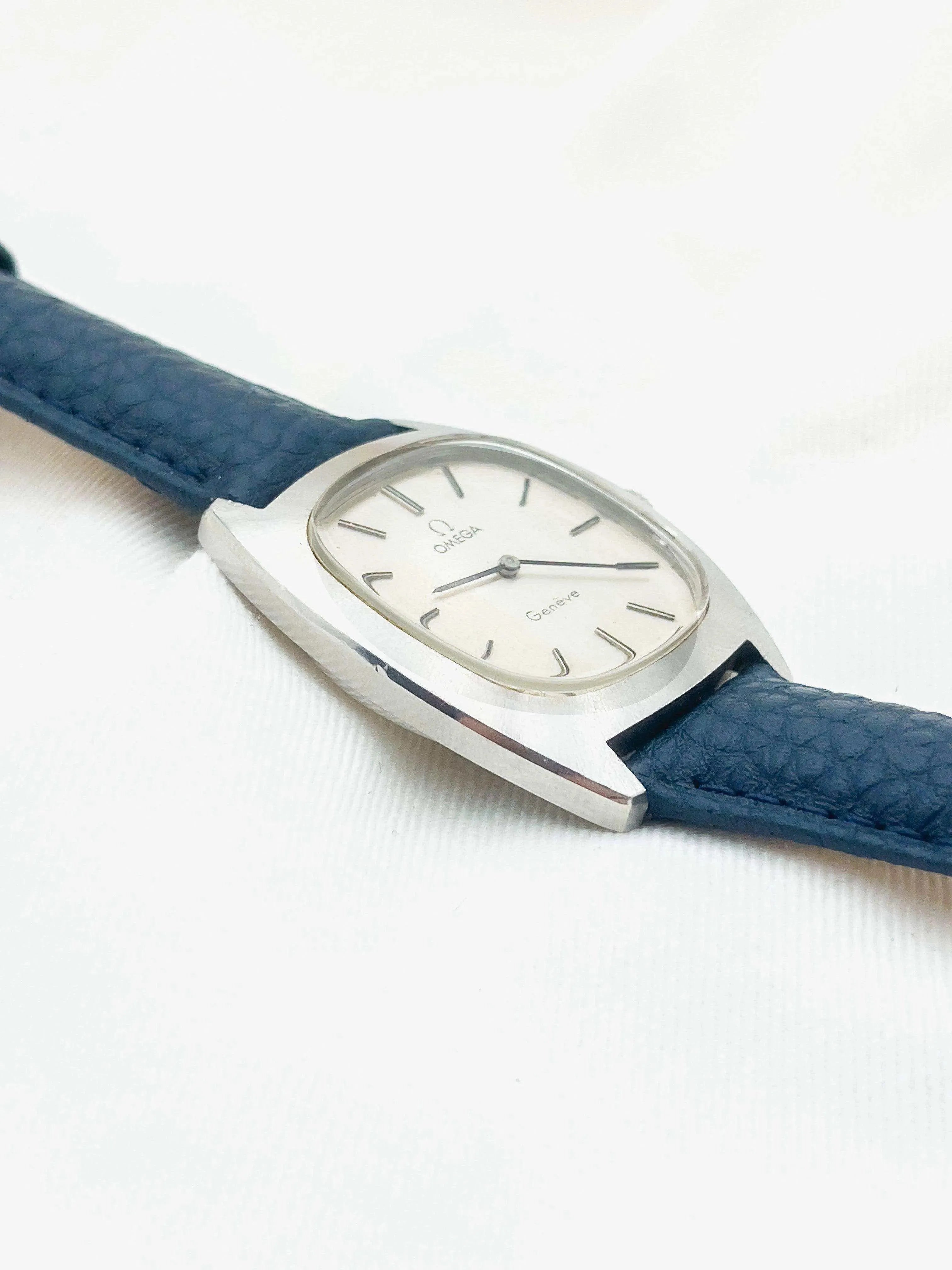 Omega - Genève Ovale - 1974 - Atelier Victor