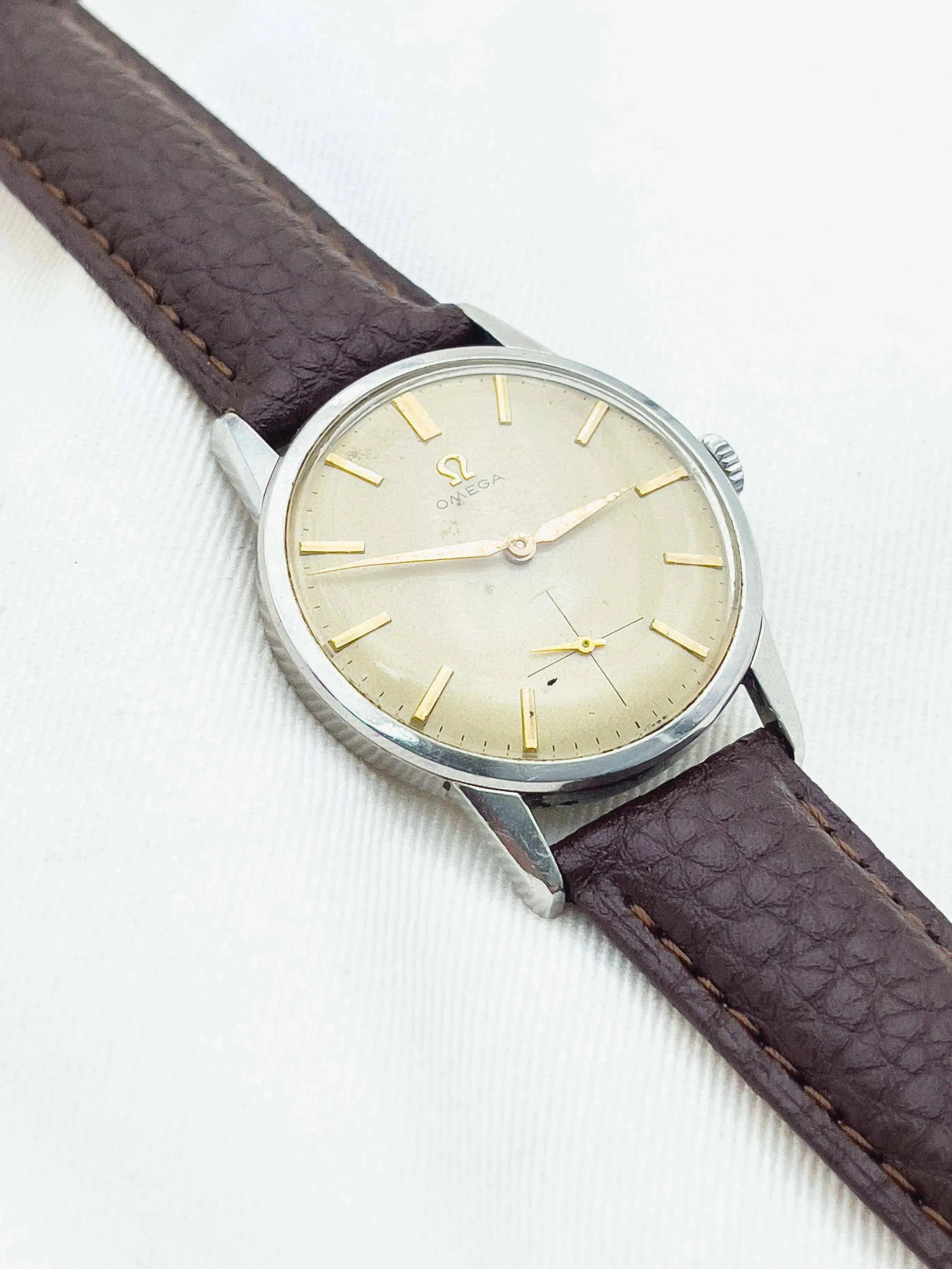 Omega - Honeycomb Dial - 1960 - Atelier Victor