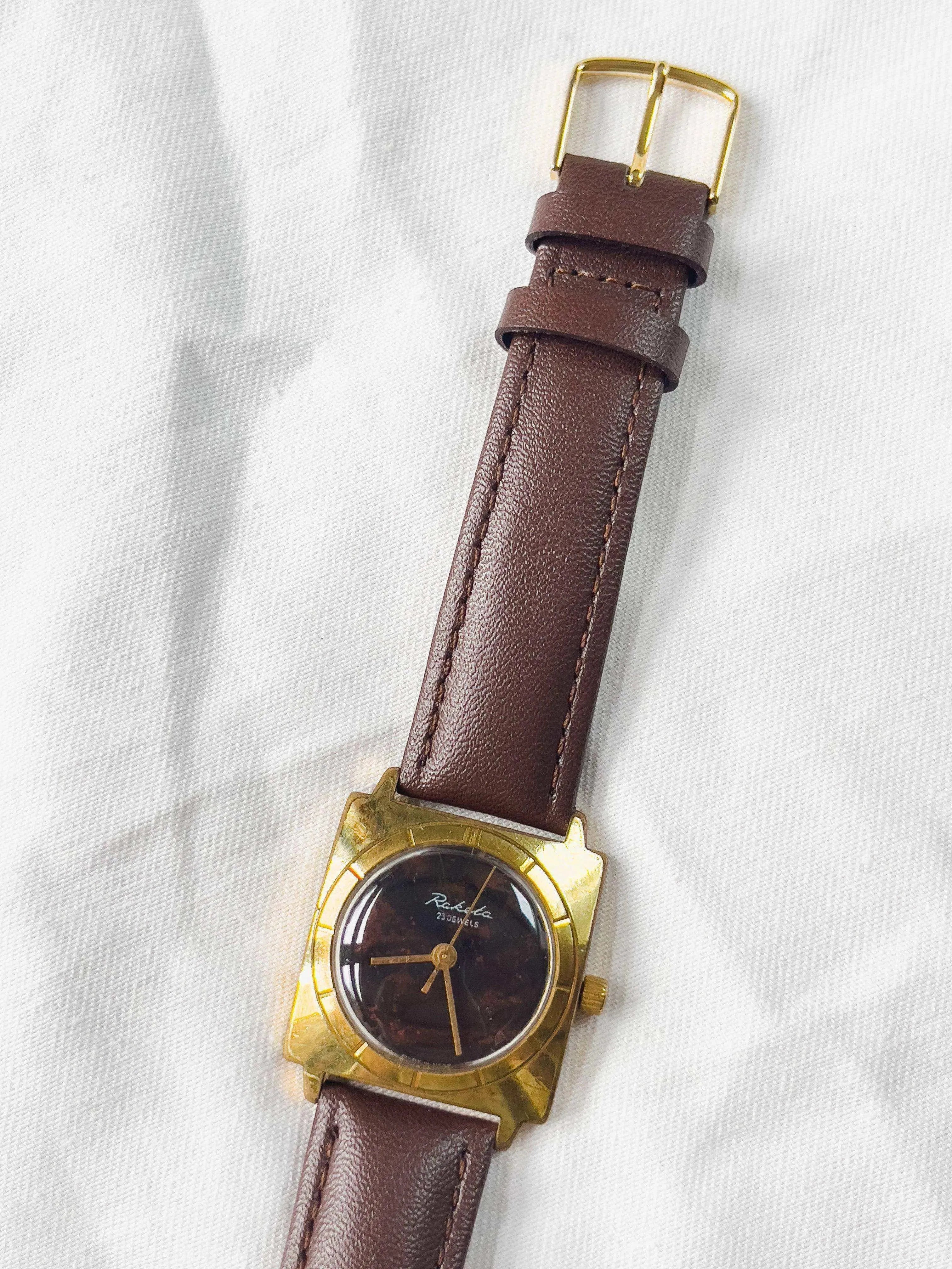 Raketa - Gold Square - 1970 - Atelier Victor