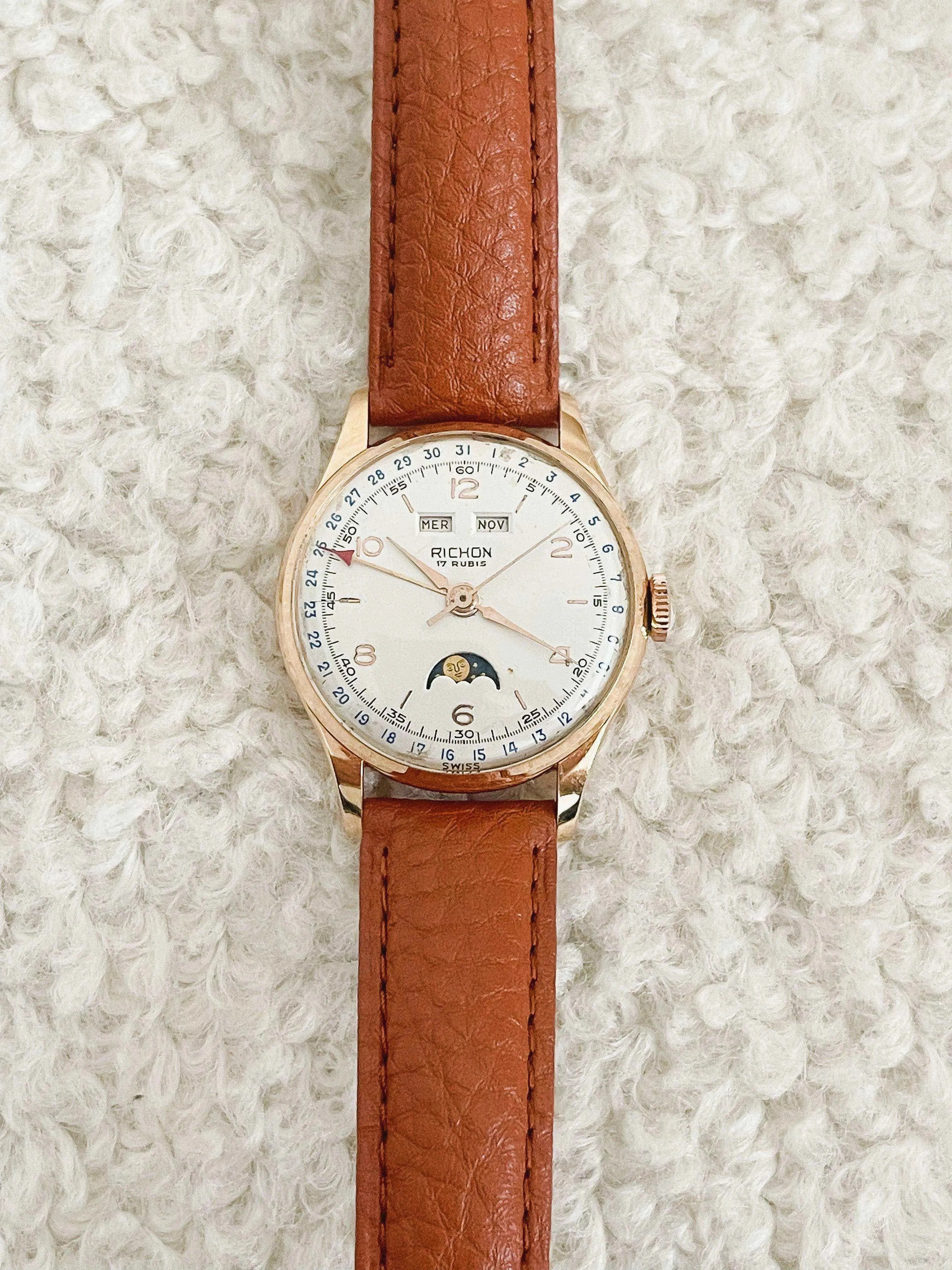 Richon - 18k Rose Gold Triple Calendar Moonphase Venus - 1940s - Atelier Victor