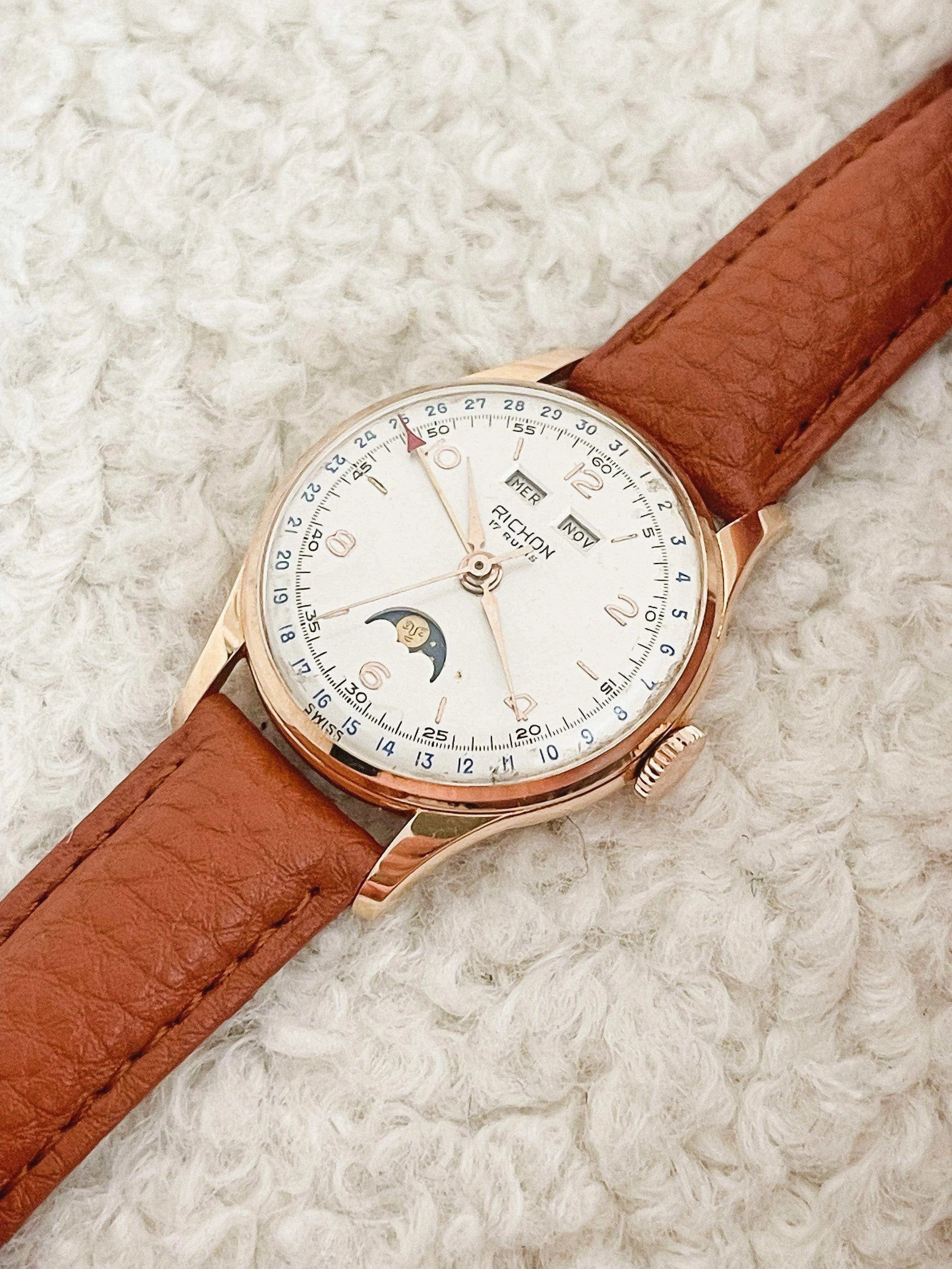 Richon - 18k Rose Gold Triple Calendar Moonphase Venus - 1940s - Atelier Victor